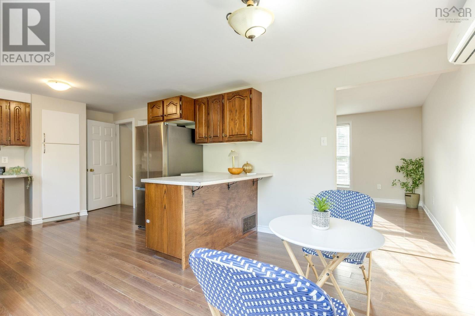 15 Dipper Crescent Property Photo 14