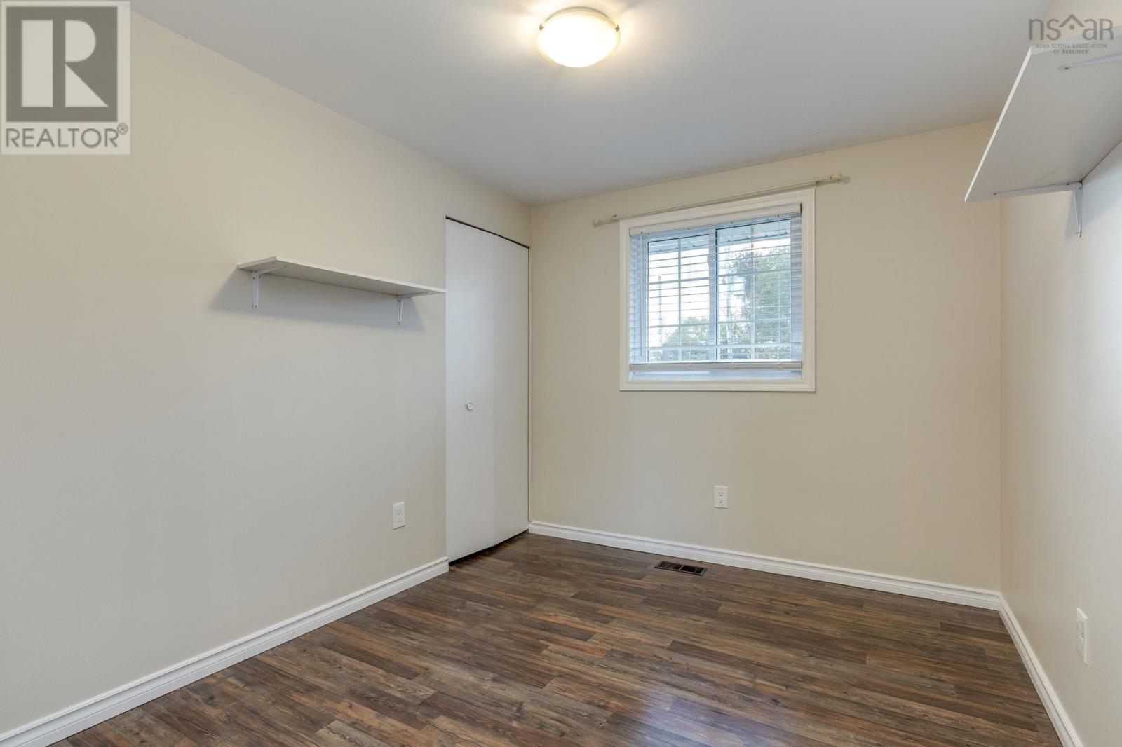 15 Dipper Crescent Property Photo 24
