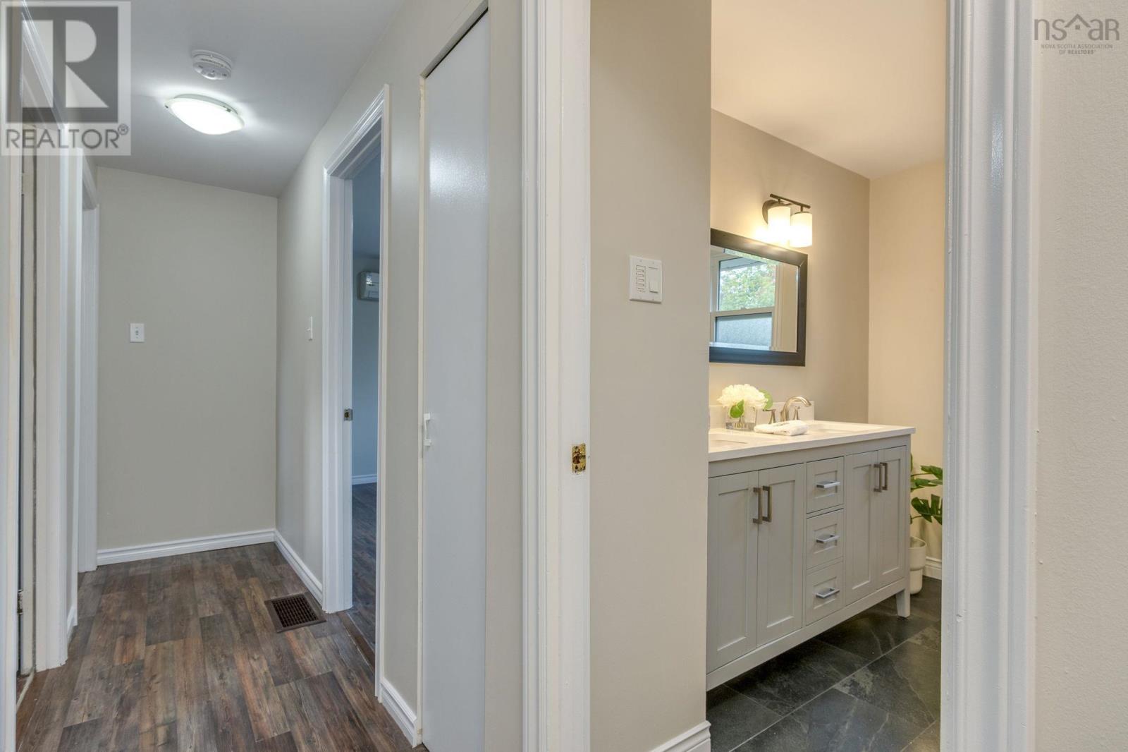 15 Dipper Crescent Property Photo 29