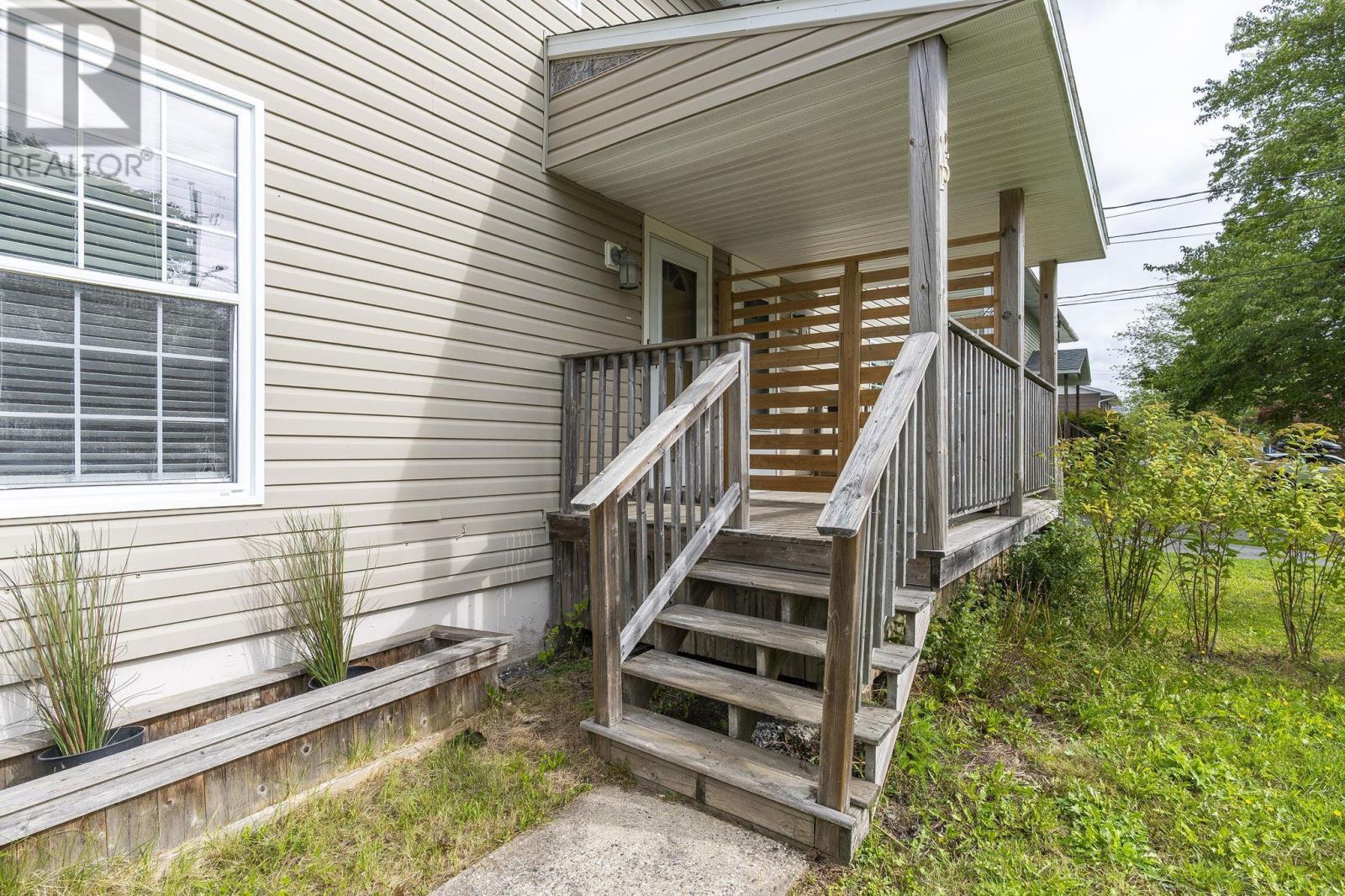 15 Dipper Crescent Property Photo 35