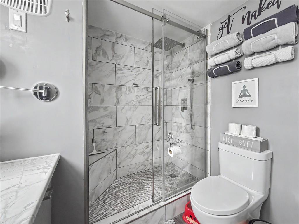 310 Taylor Bay Property Photo 18