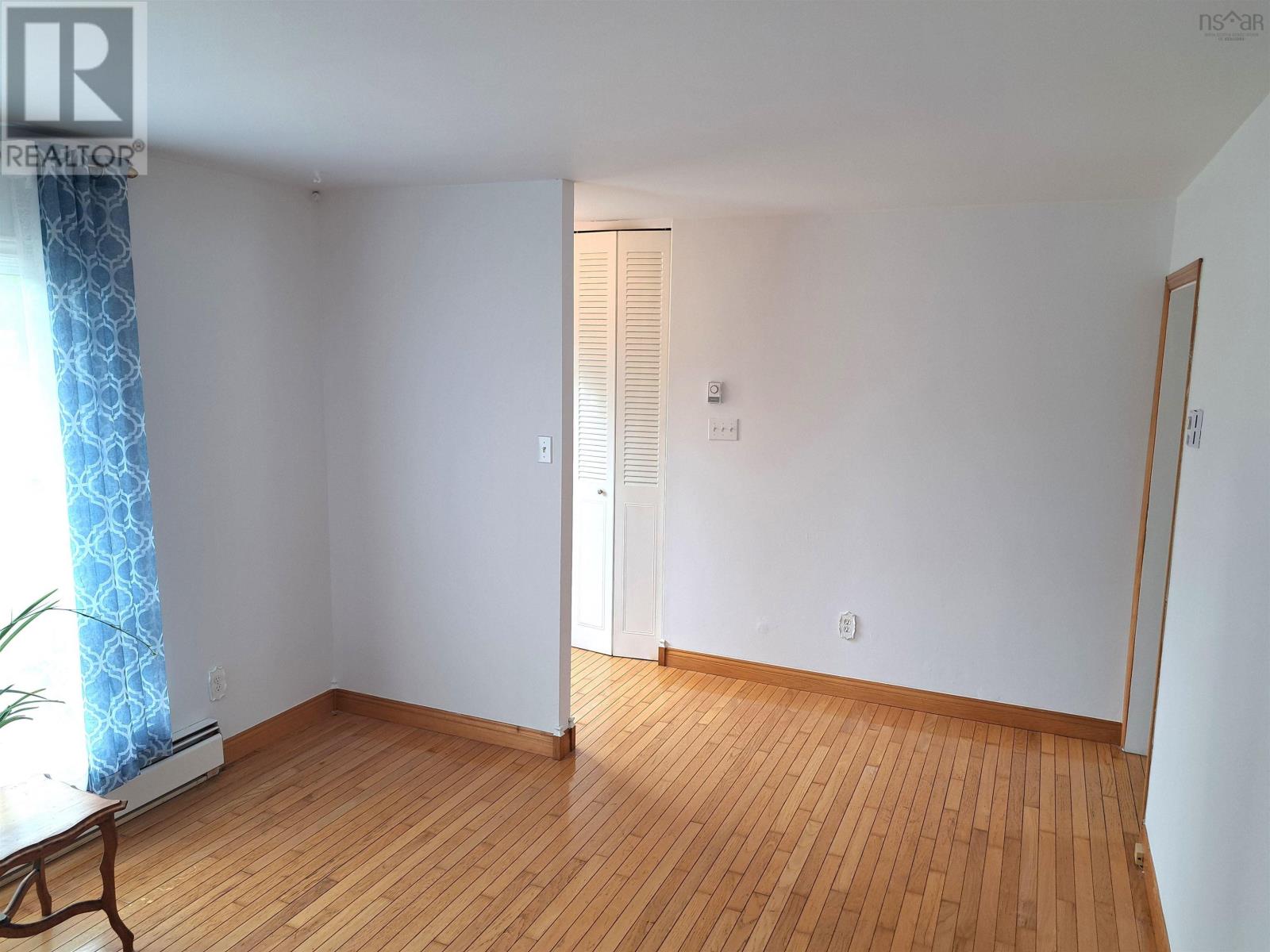 3 Robertson Crescent Property Photo 11