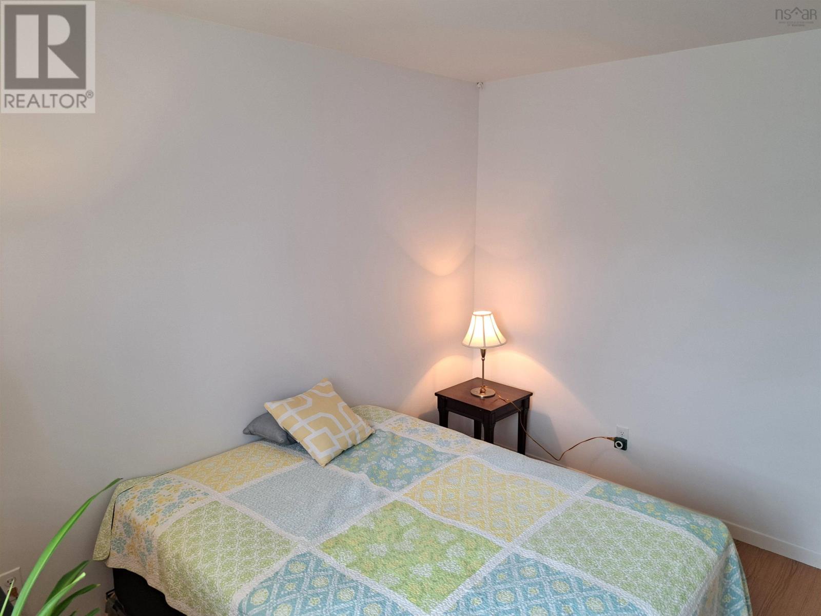 3 Robertson Crescent Property Photo 20