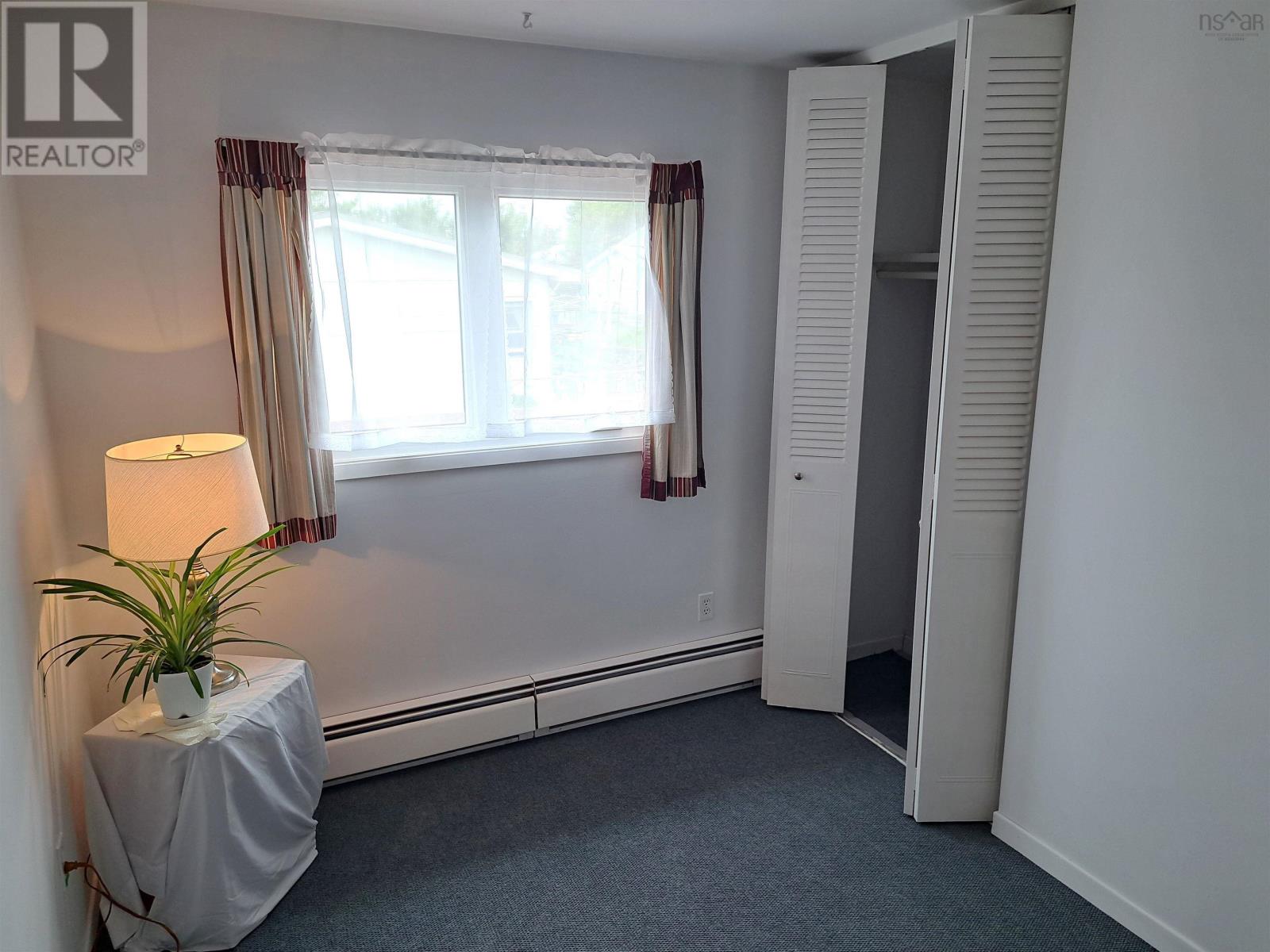3 Robertson Crescent Property Photo 21