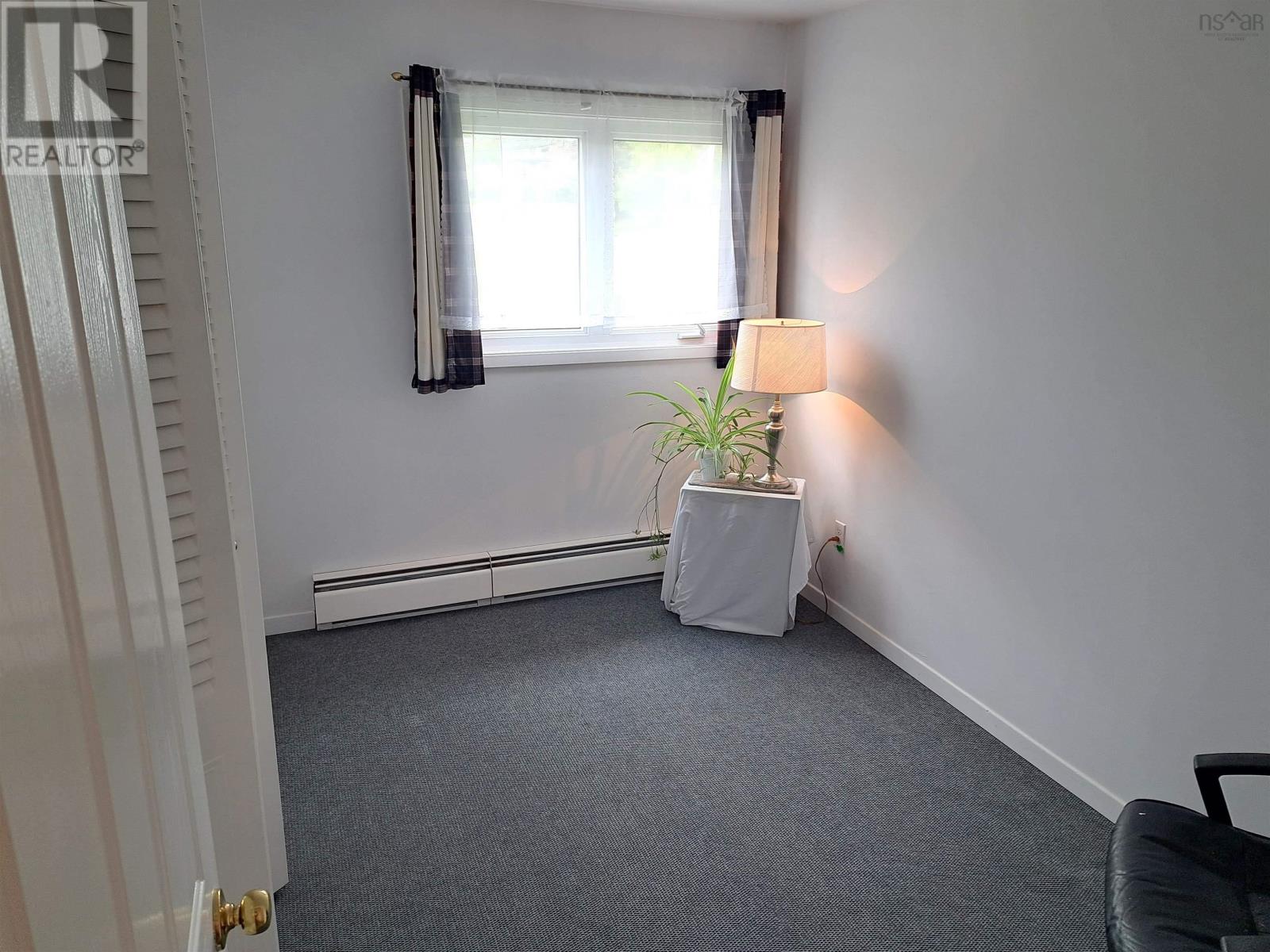 3 Robertson Crescent Property Photo 24