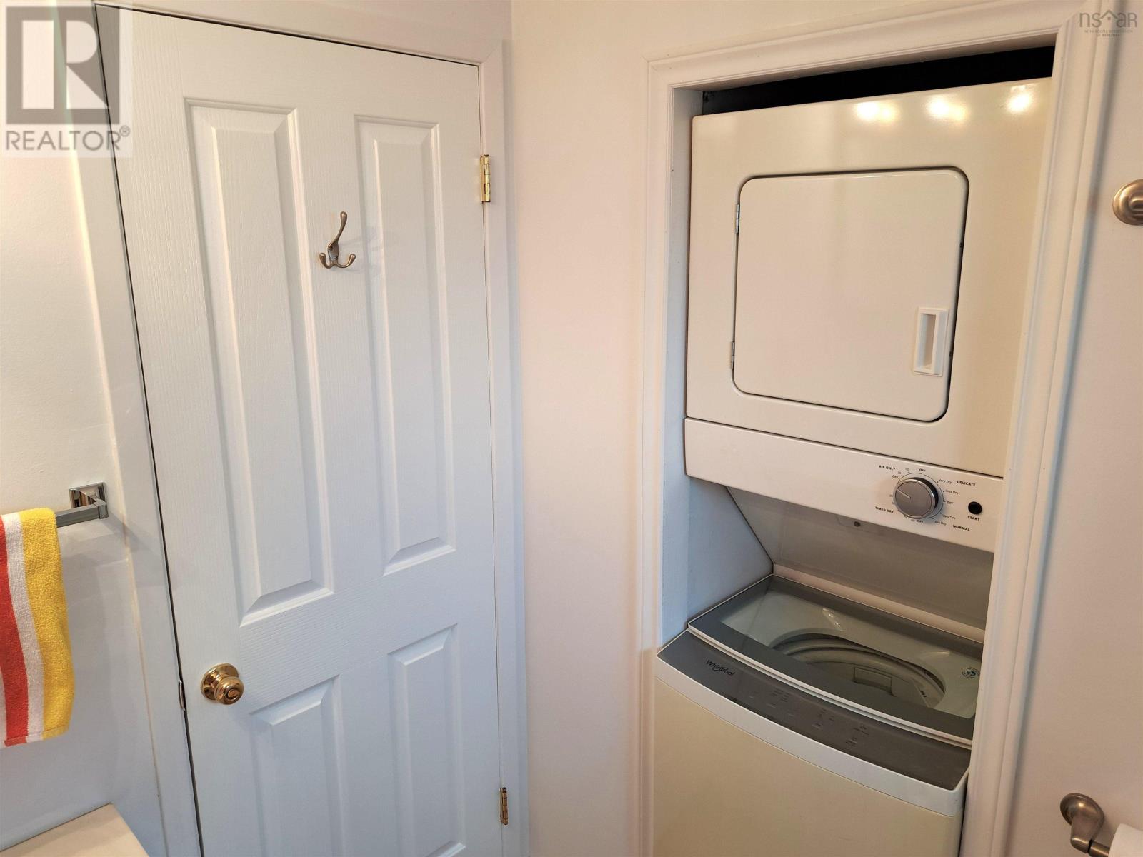 3 Robertson Crescent Property Photo 27