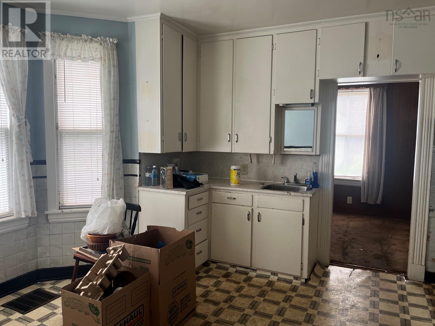 272 Brunswick Street Property Photo 9