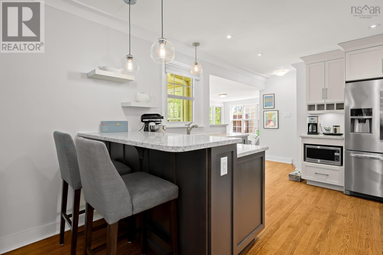 6 Glenn Drive Property Photo 8