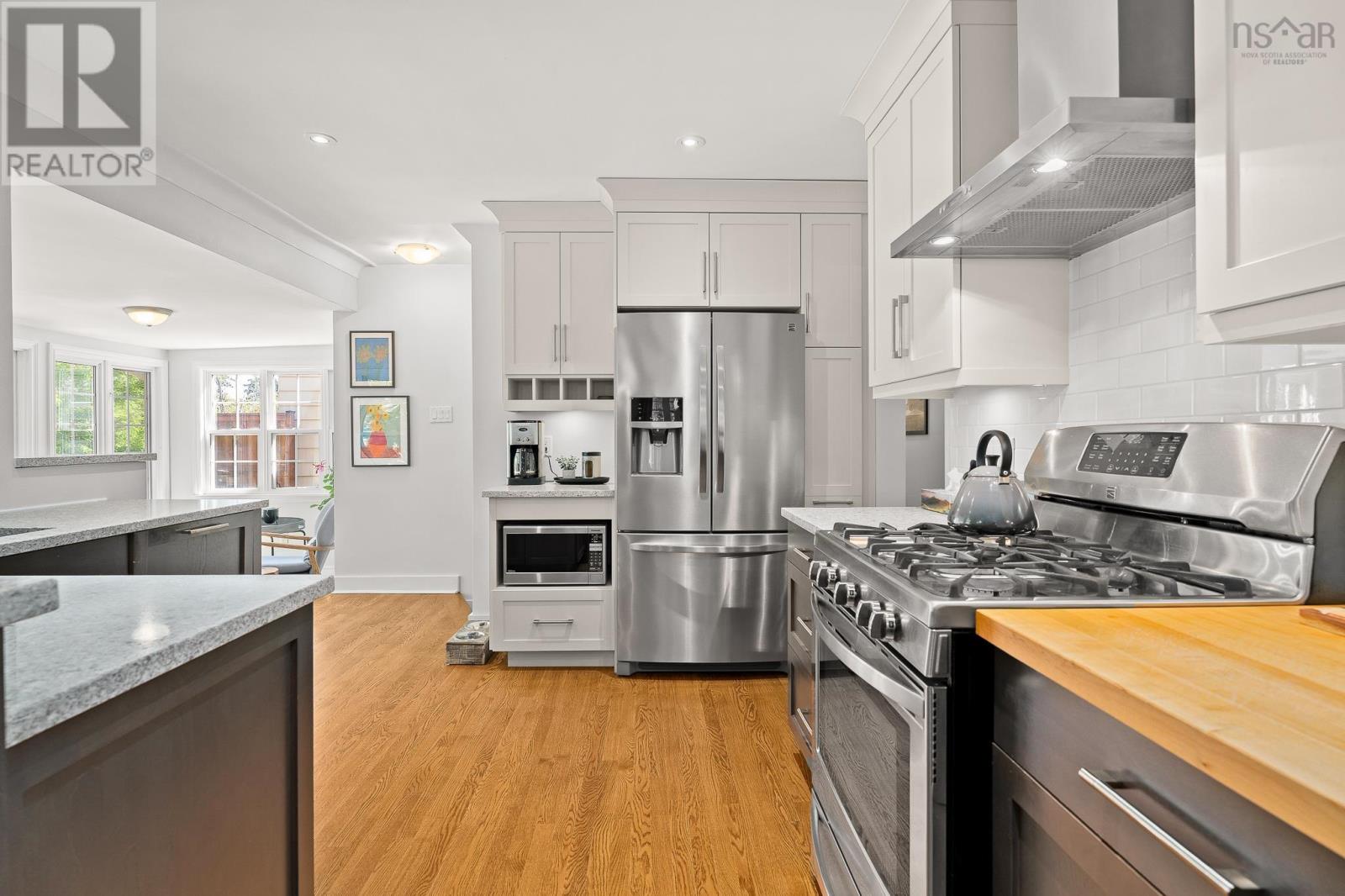 6 Glenn Drive Property Photo 9