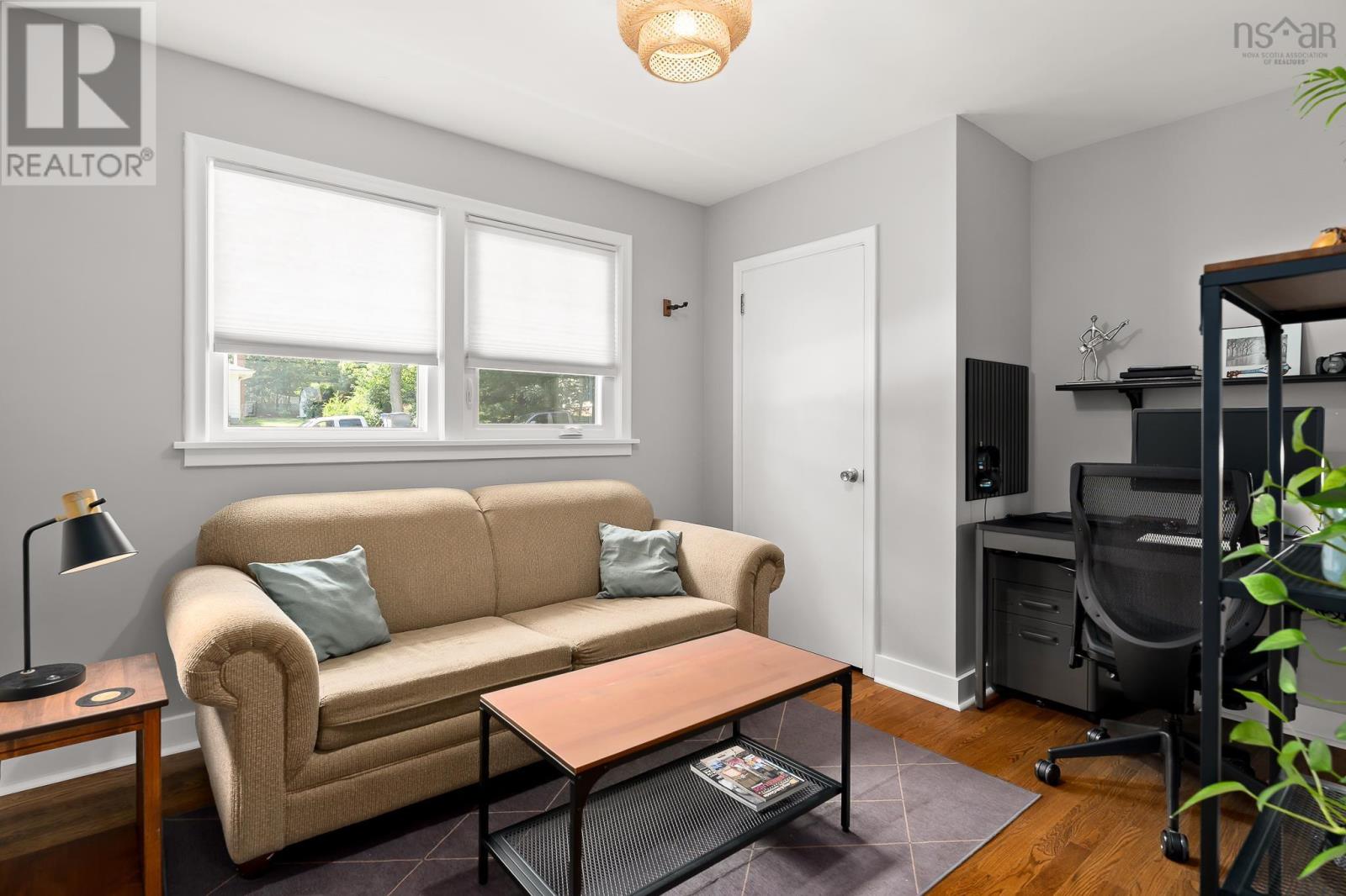 6 Glenn Drive Property Photo 23