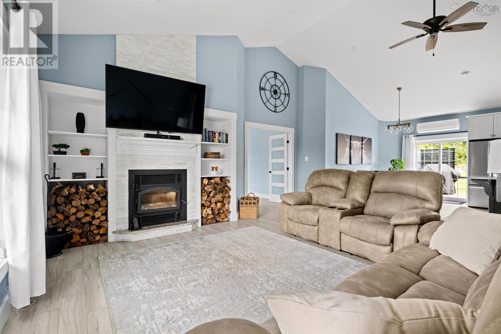 84 Powers Road Property Photo 8