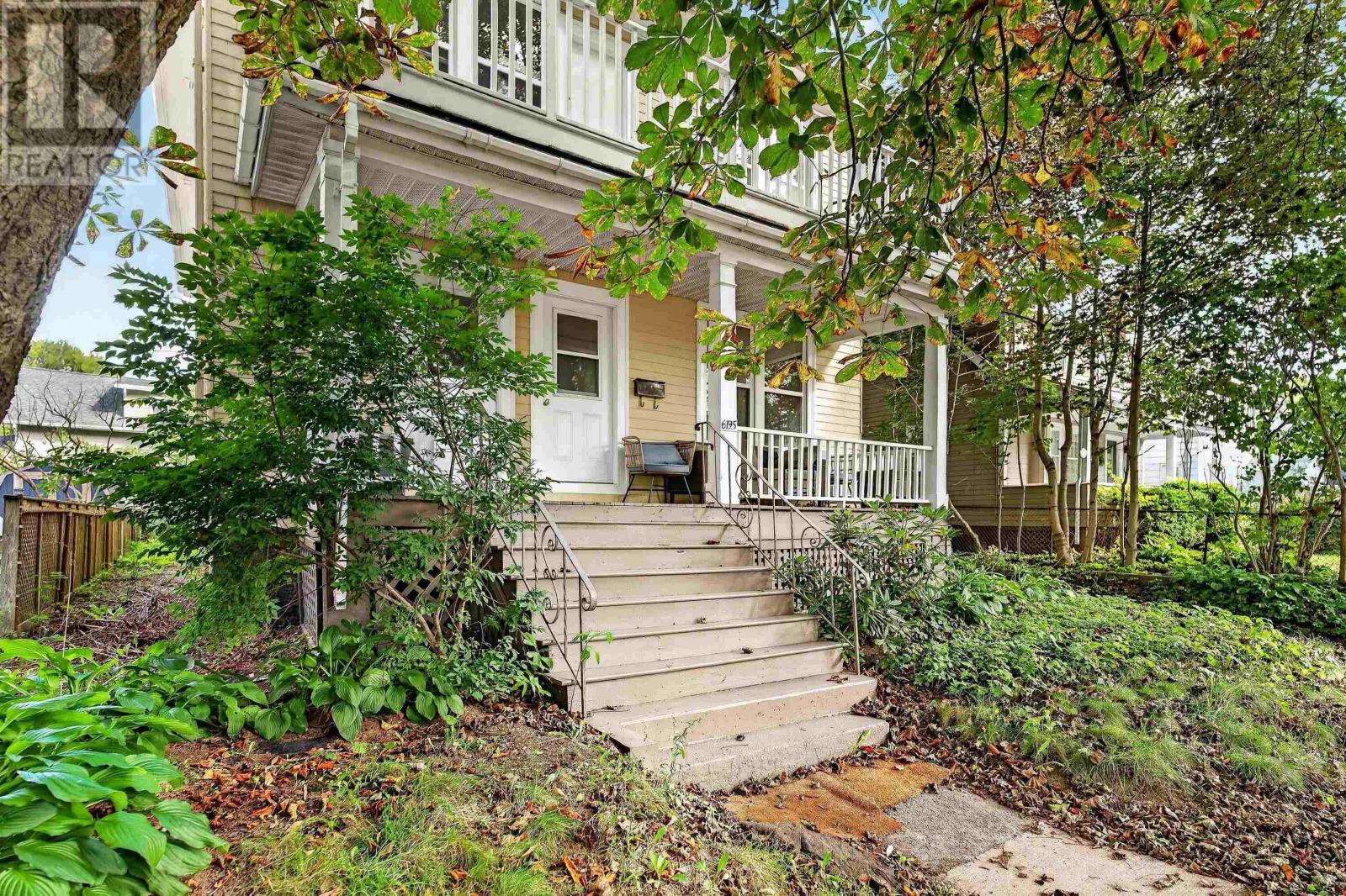 6195/6197 Cedar Street Property Photo 2