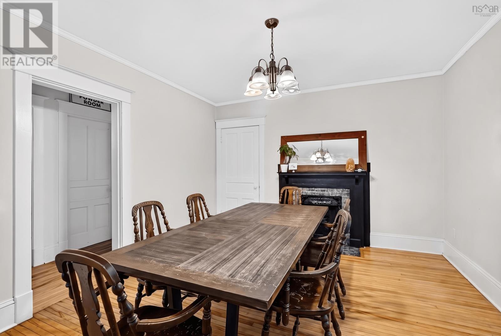 6195/6197 Cedar Street Property Photo 27