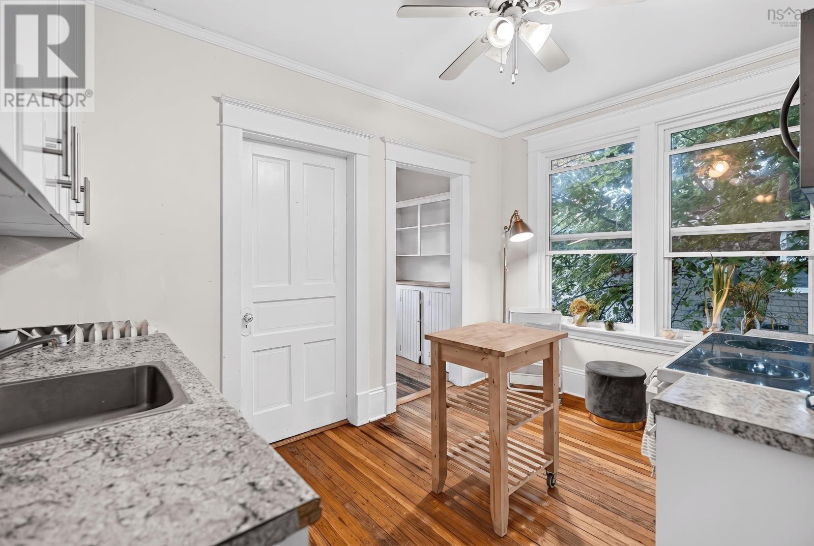 6195/6197 Cedar Street Property Photo 29