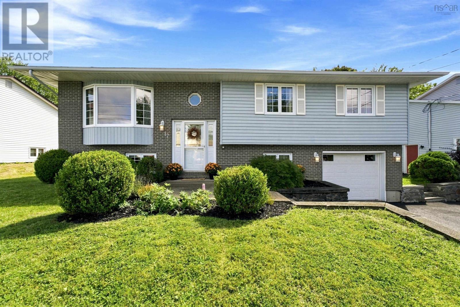 17 Camilla Court Property Photo 1