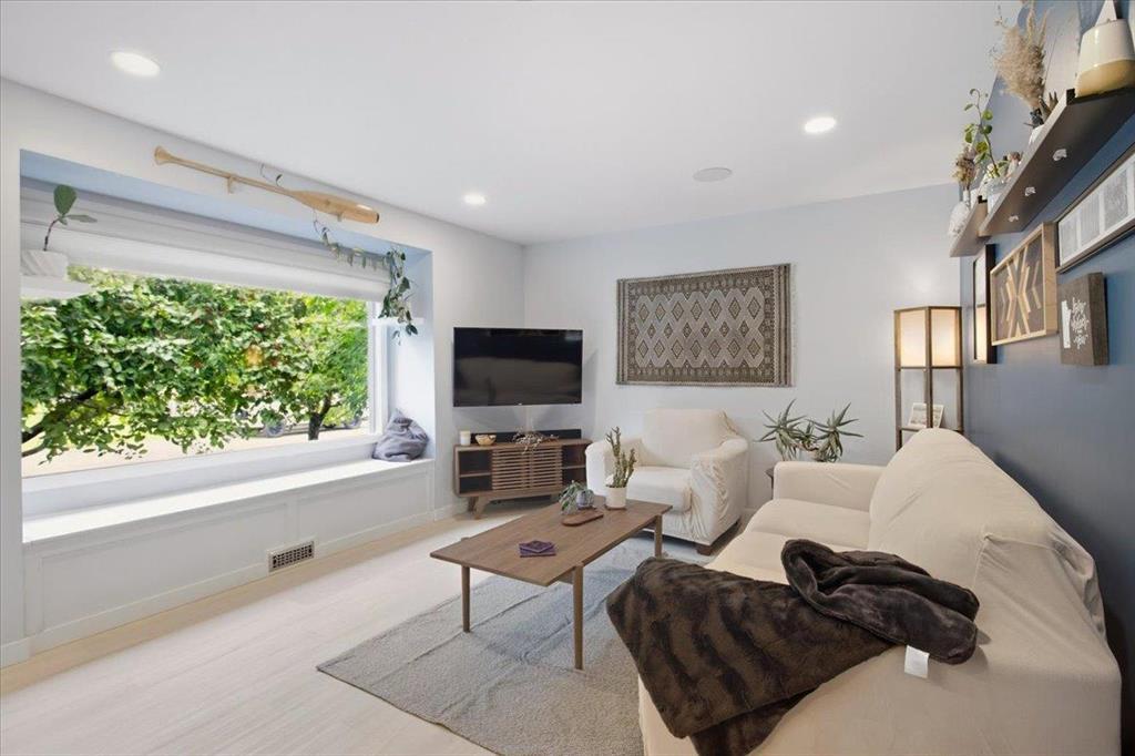 52 Haig Avenue Property Photo 2