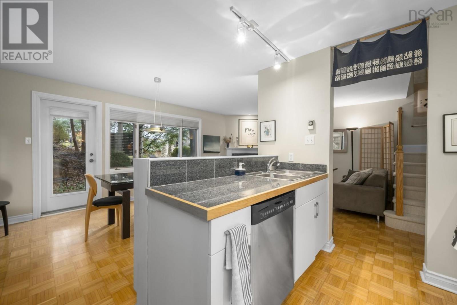 147 Spinnaker Drive Property Photo 17