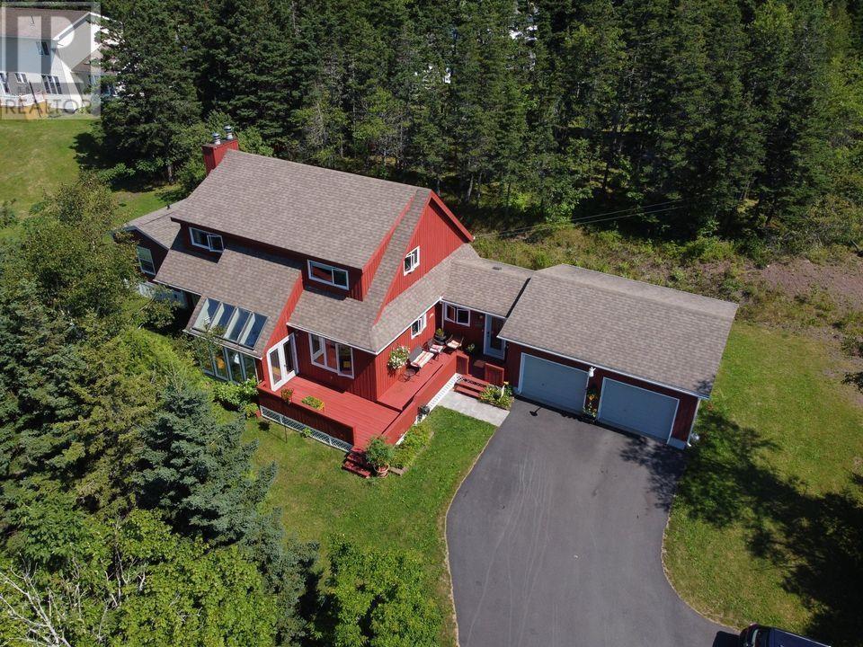 39 Davis Drive