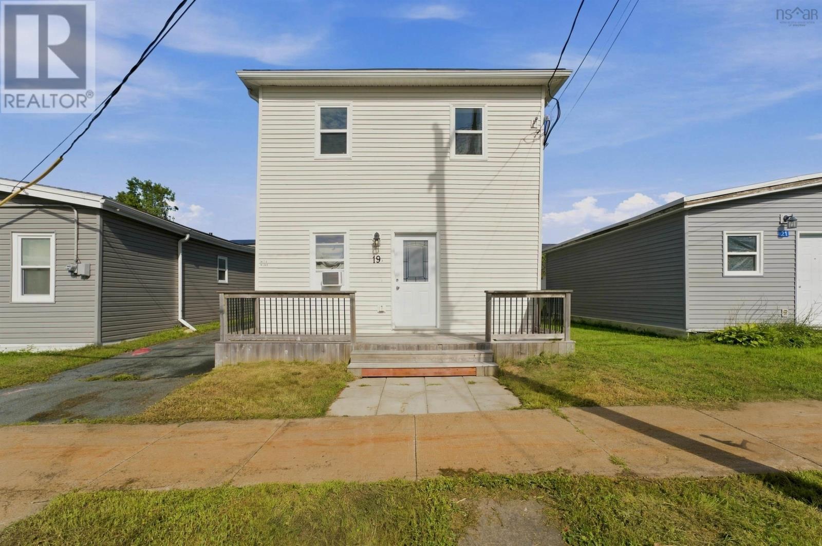 19 Elmwood Avenue