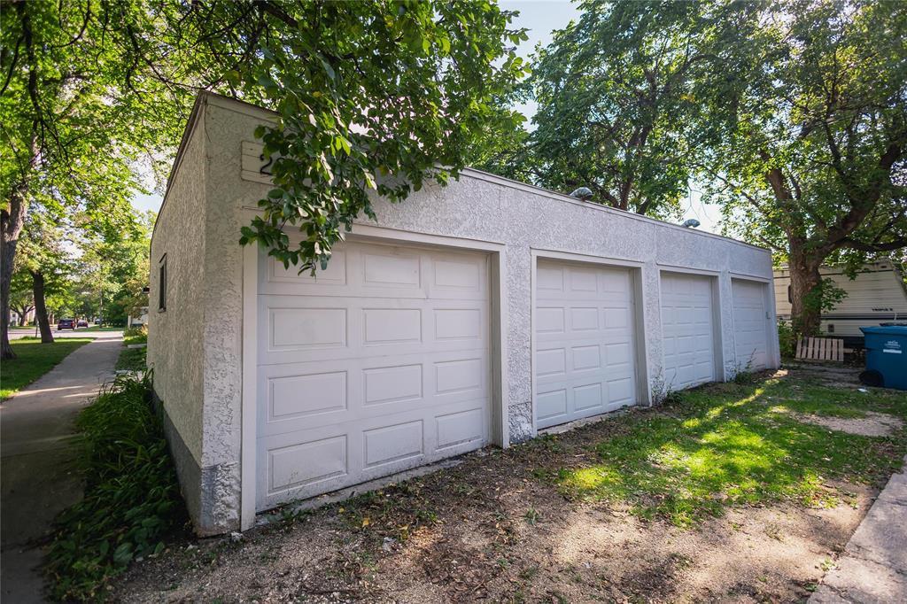 220 Guelph Street Property Photo 3