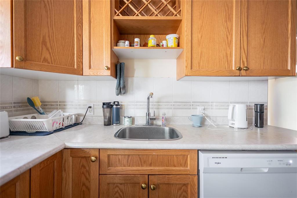 220 Guelph Street Property Photo 21