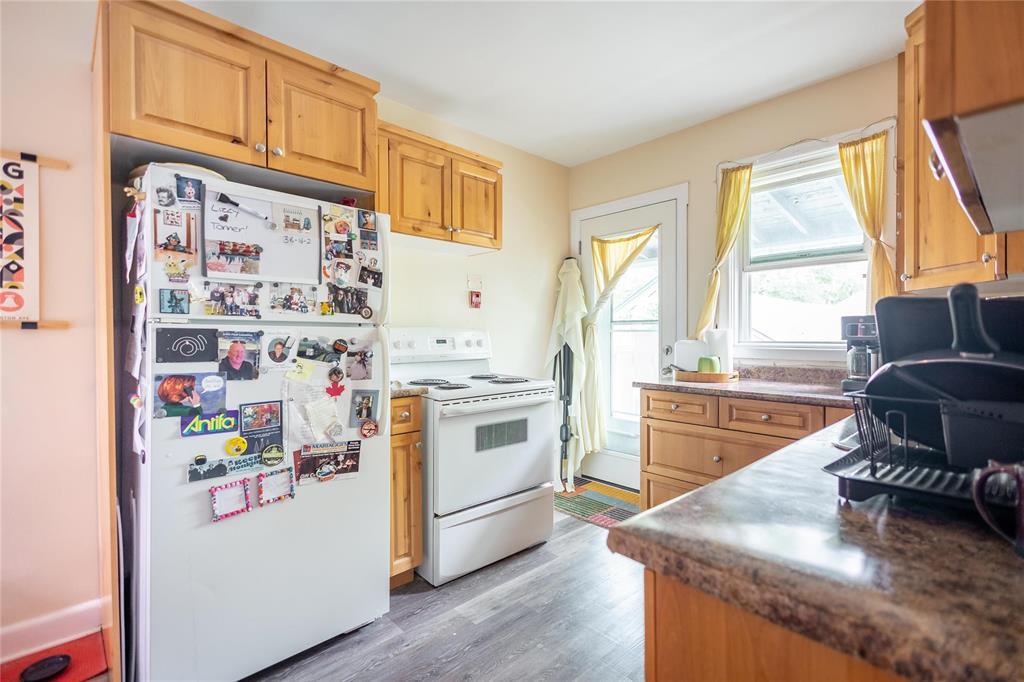 220 Guelph Street Property Photo 27