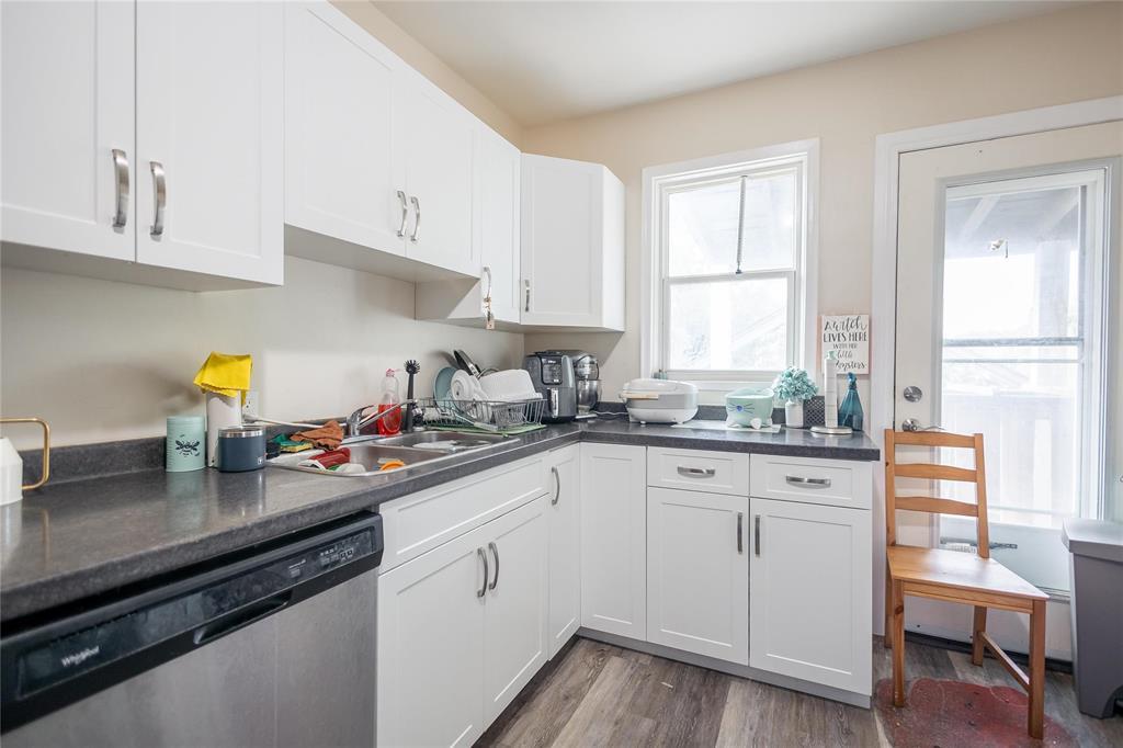220 Guelph Street Property Photo 29