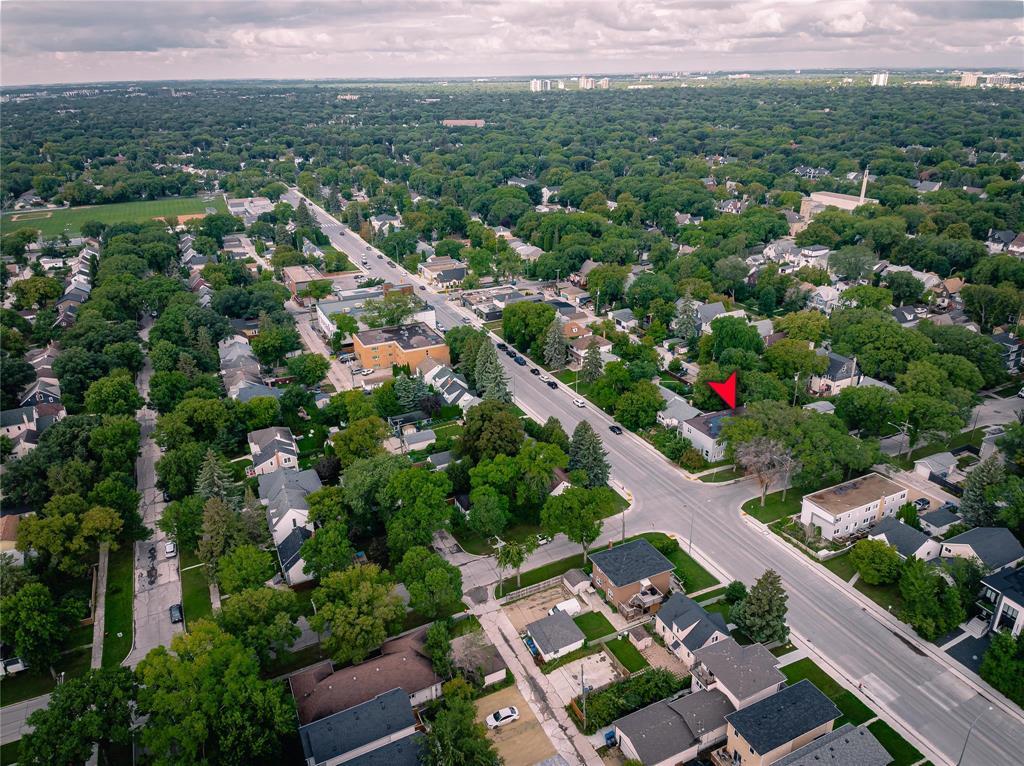220 Guelph Street Property Photo 41