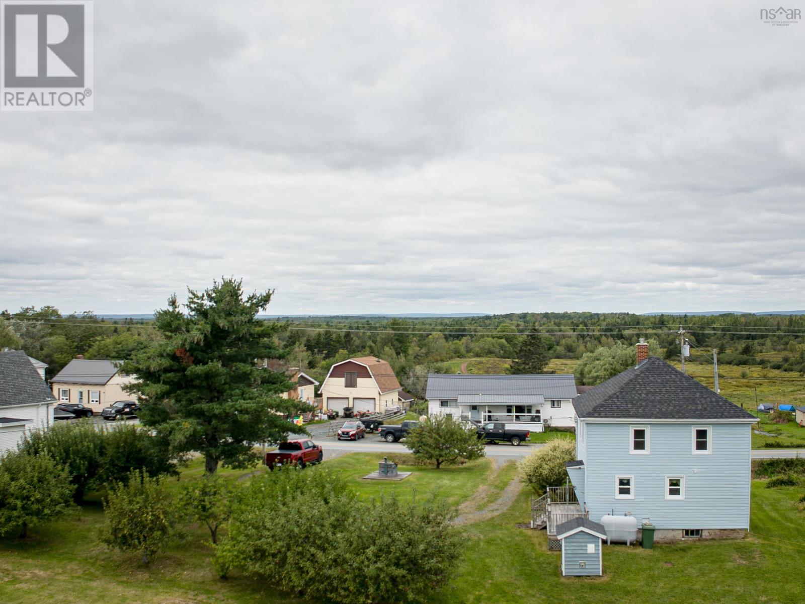 1006 Highway 277 Property Photo 4