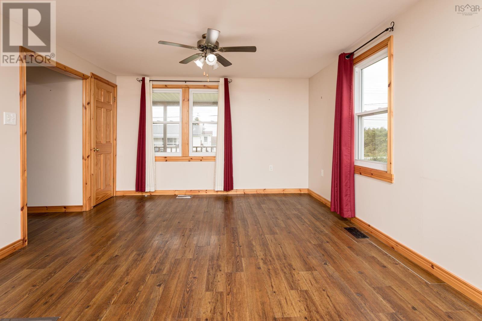 1006 Highway 277 Property Photo 15