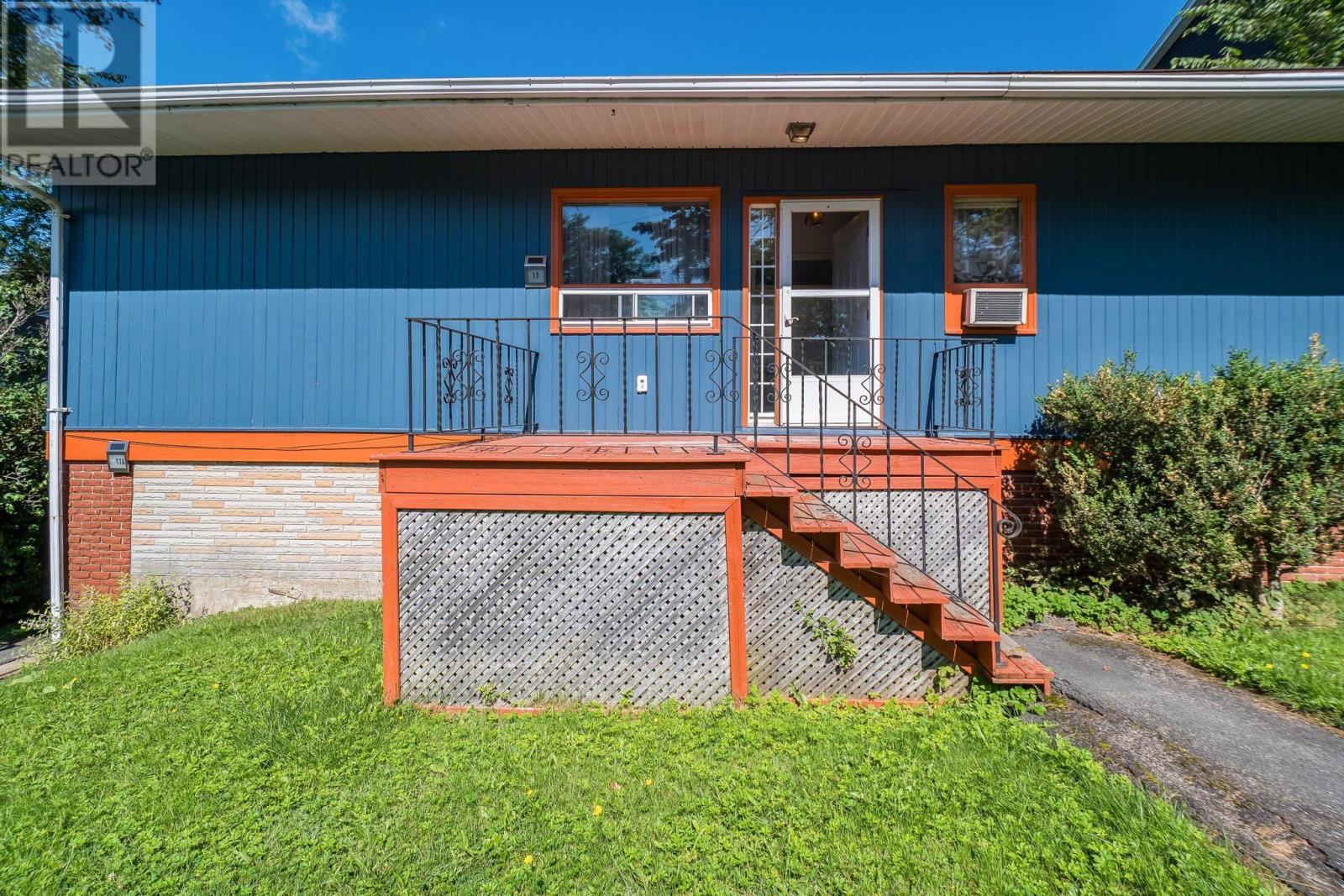 17 Graham Street Property Photo 3