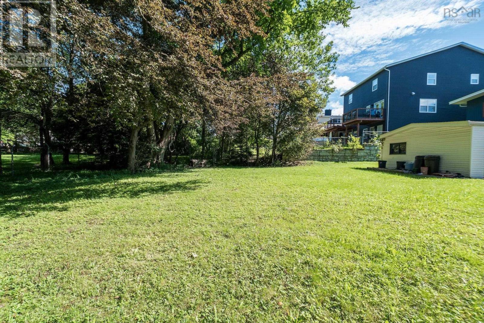 17 Graham Street Property Photo 13