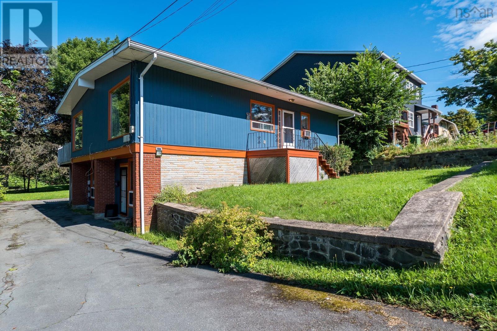 17 Graham Street Property Photo 17