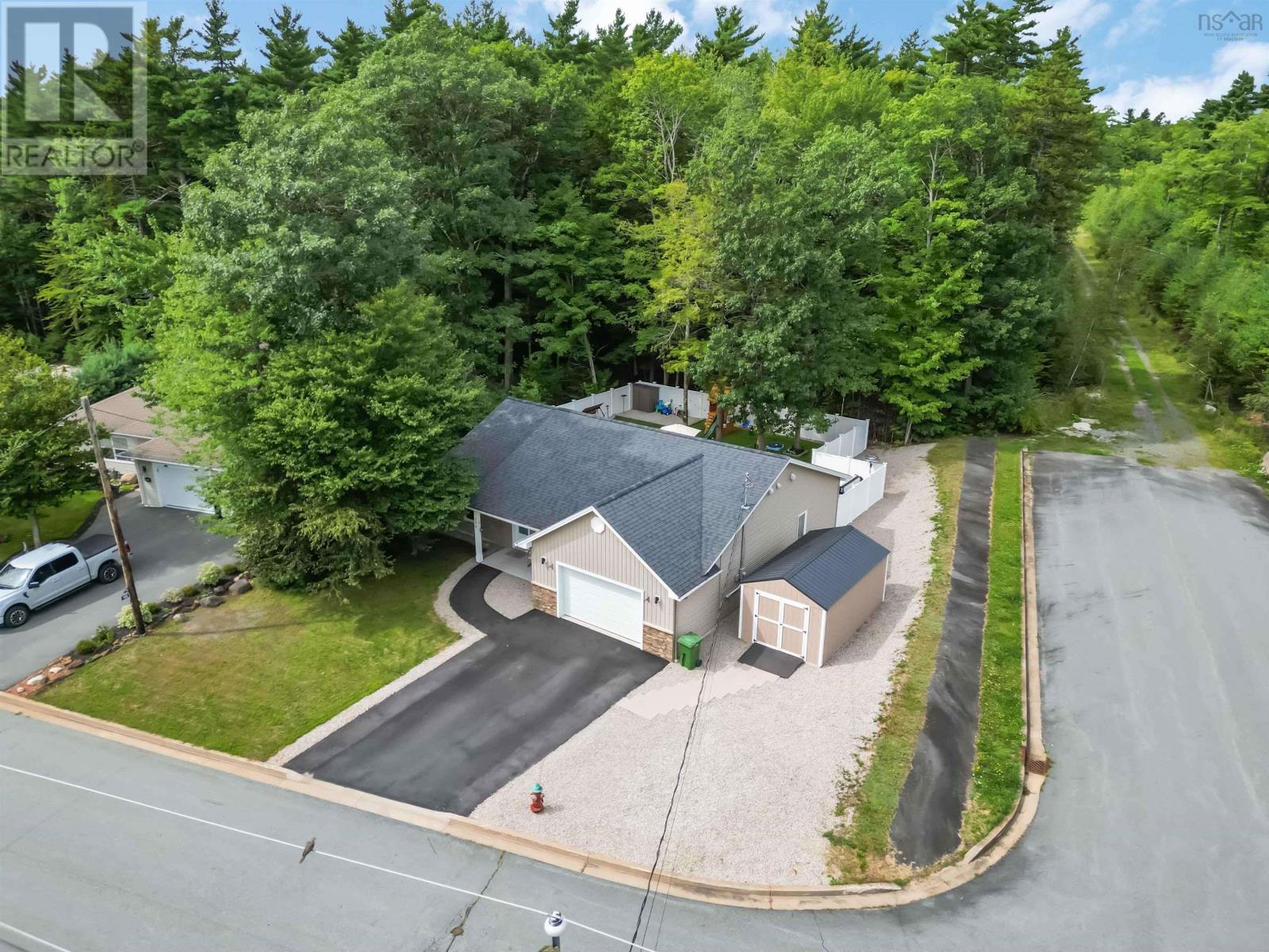 200 Winburn Avenue Property Photo 30