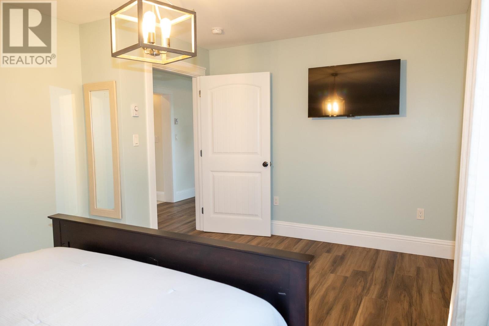 22 Riverside Drive Property Photo 20
