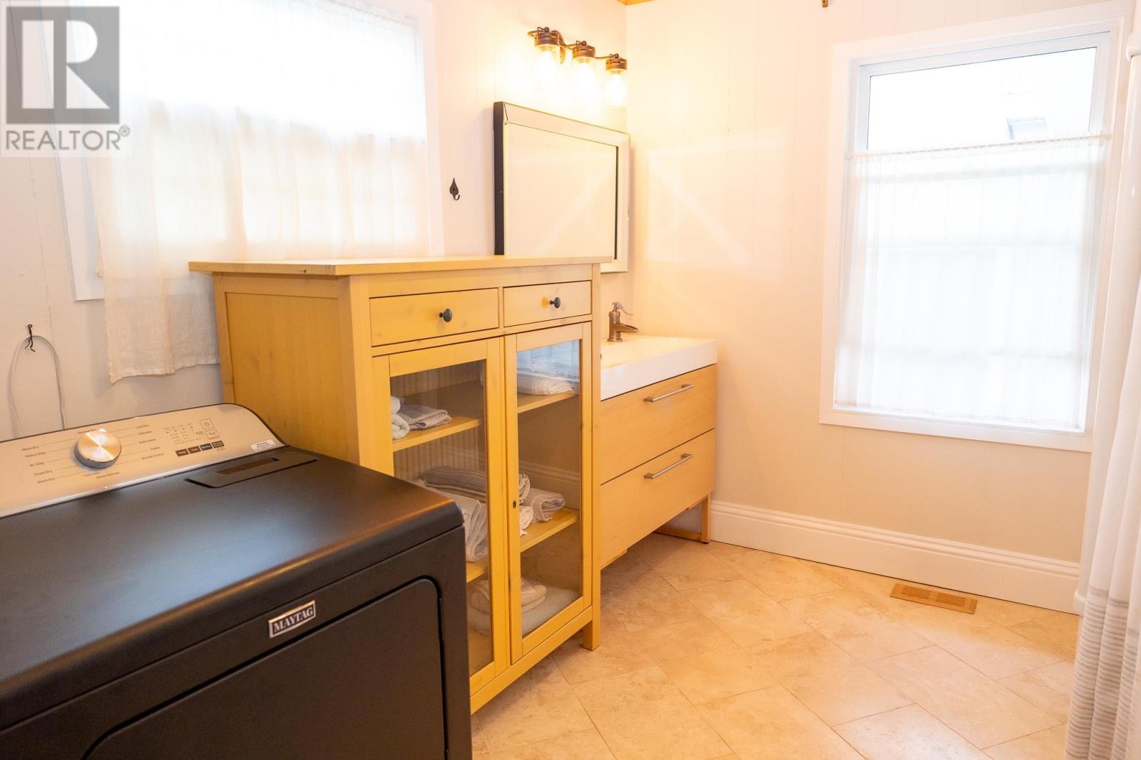 22 Riverside Drive Property Photo 21