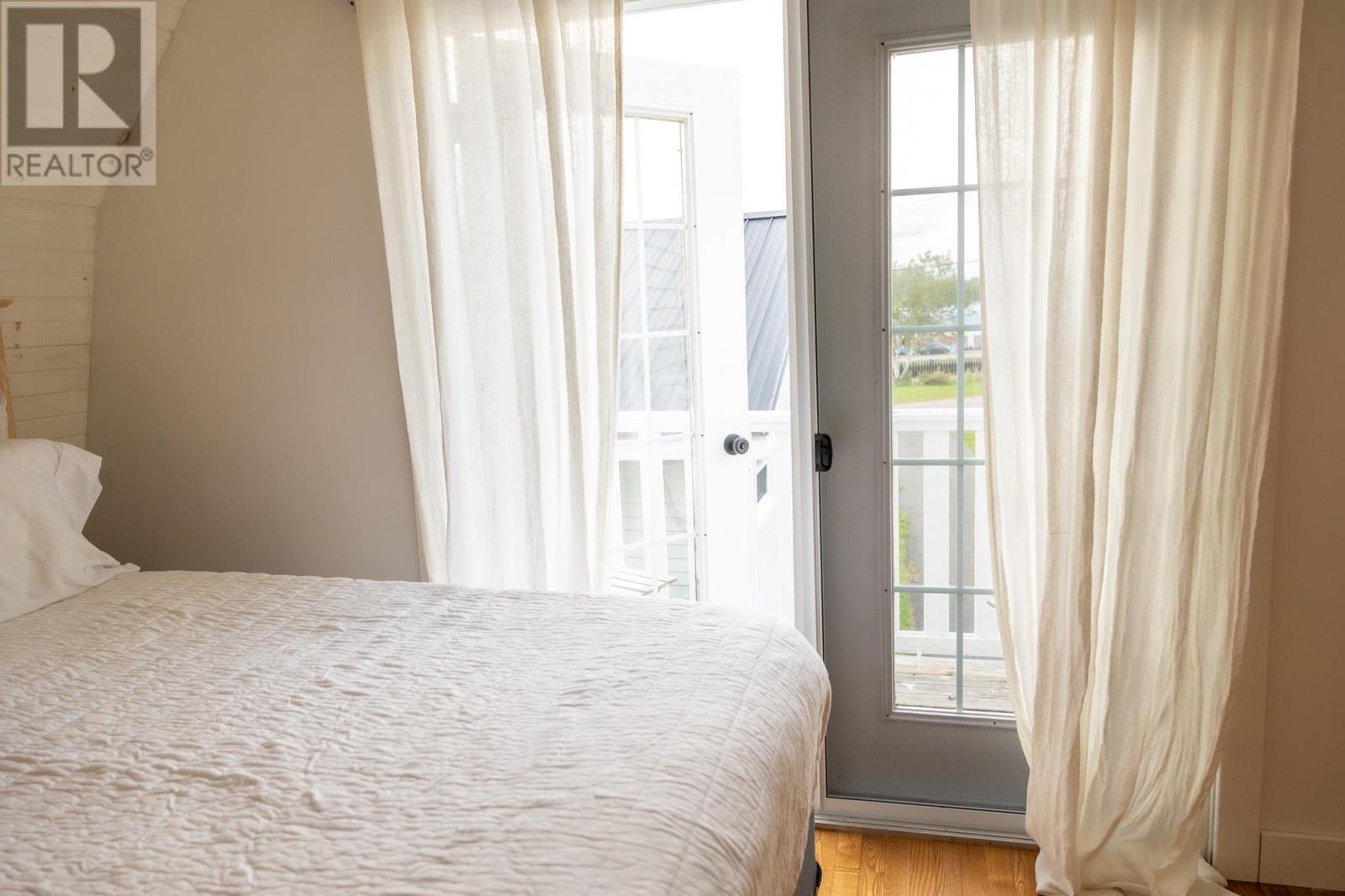 22 Riverside Drive Property Photo 25