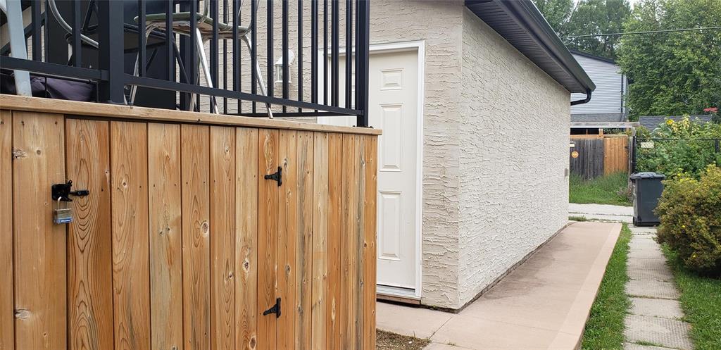 1009 Manitoba Avenue Property Photo 38