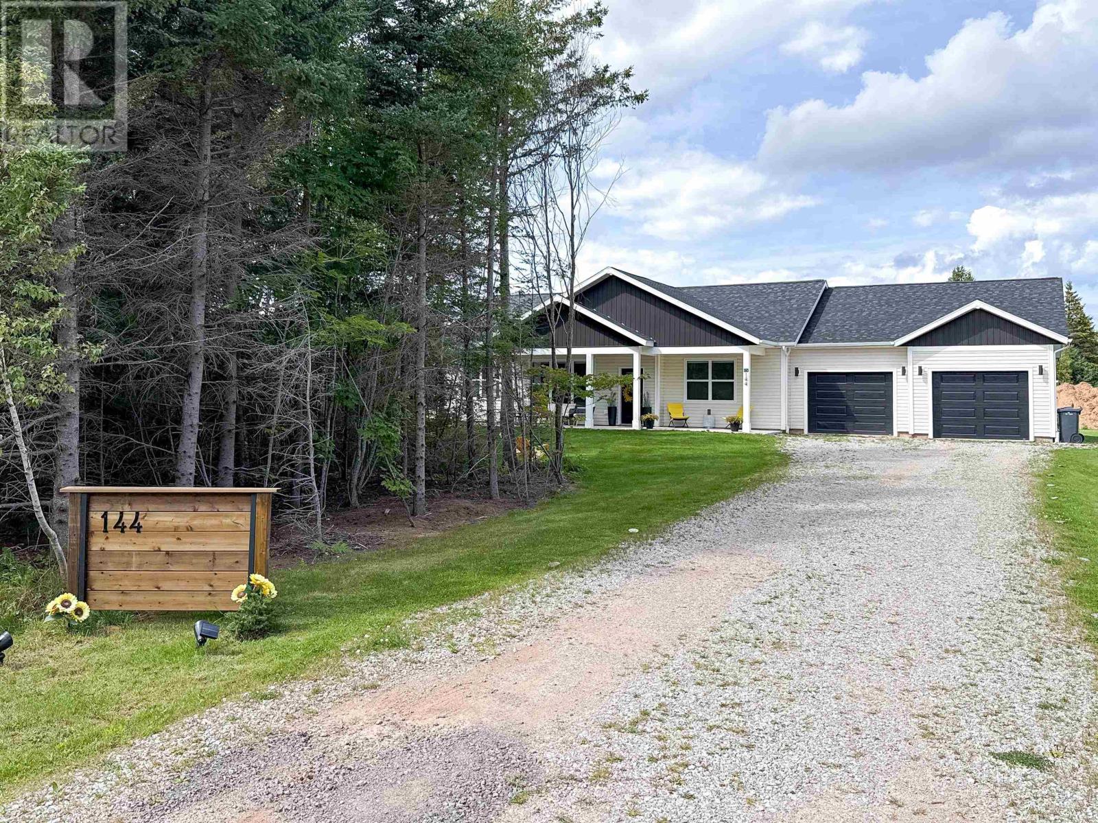 144 Shady Acres Drive Photo de la propriété 1