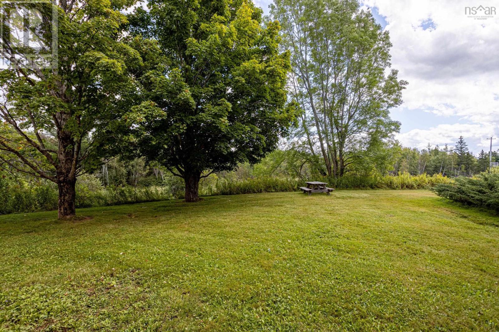 20 Highway 307 Property Photo 31
