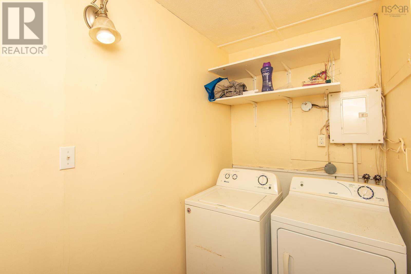 8189 Highway 1 Property Photo 13