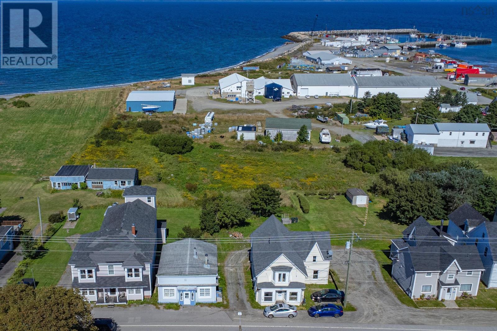 8189 Highway 1 Property Photo 17