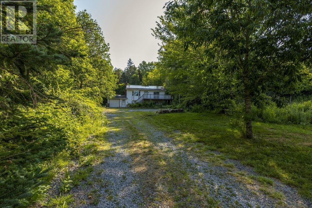 40 Mount Hanley Road Property Photo 4