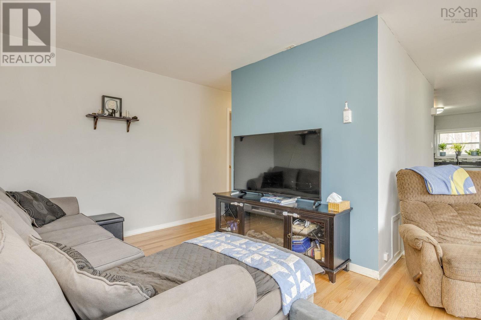 40 Mount Hanley Road Property Photo 19