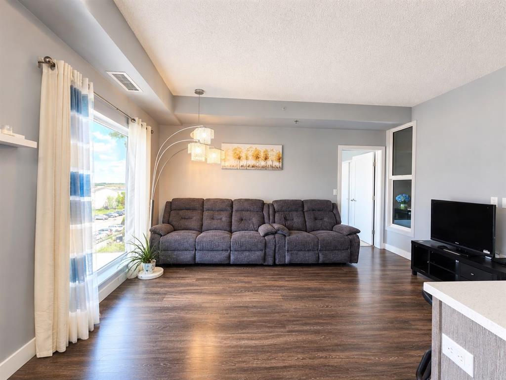 411 100 Waterford Green Common Property Photo 11
