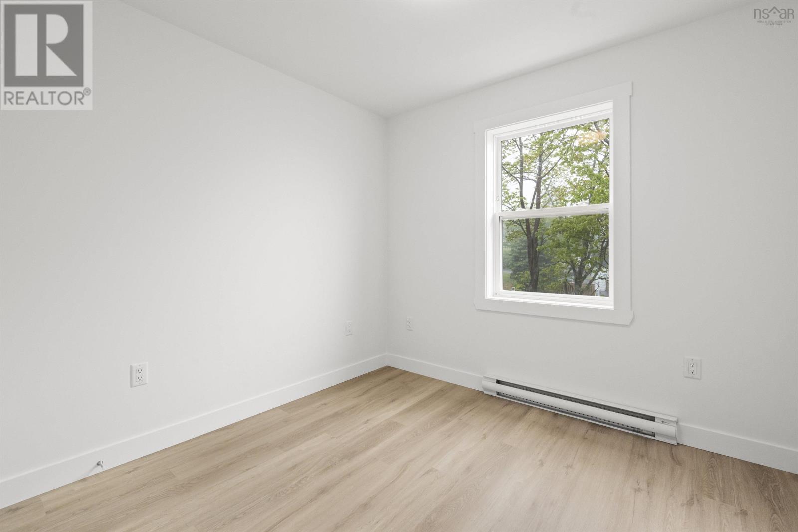 40 Warner Drive Property Photo 19