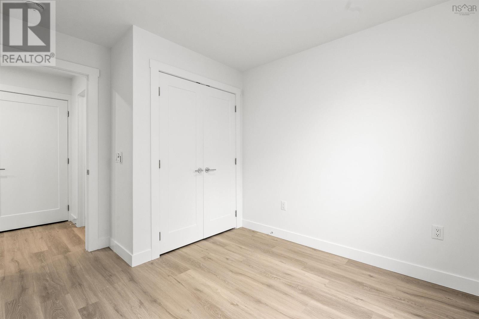 40 Warner Drive Property Photo 20