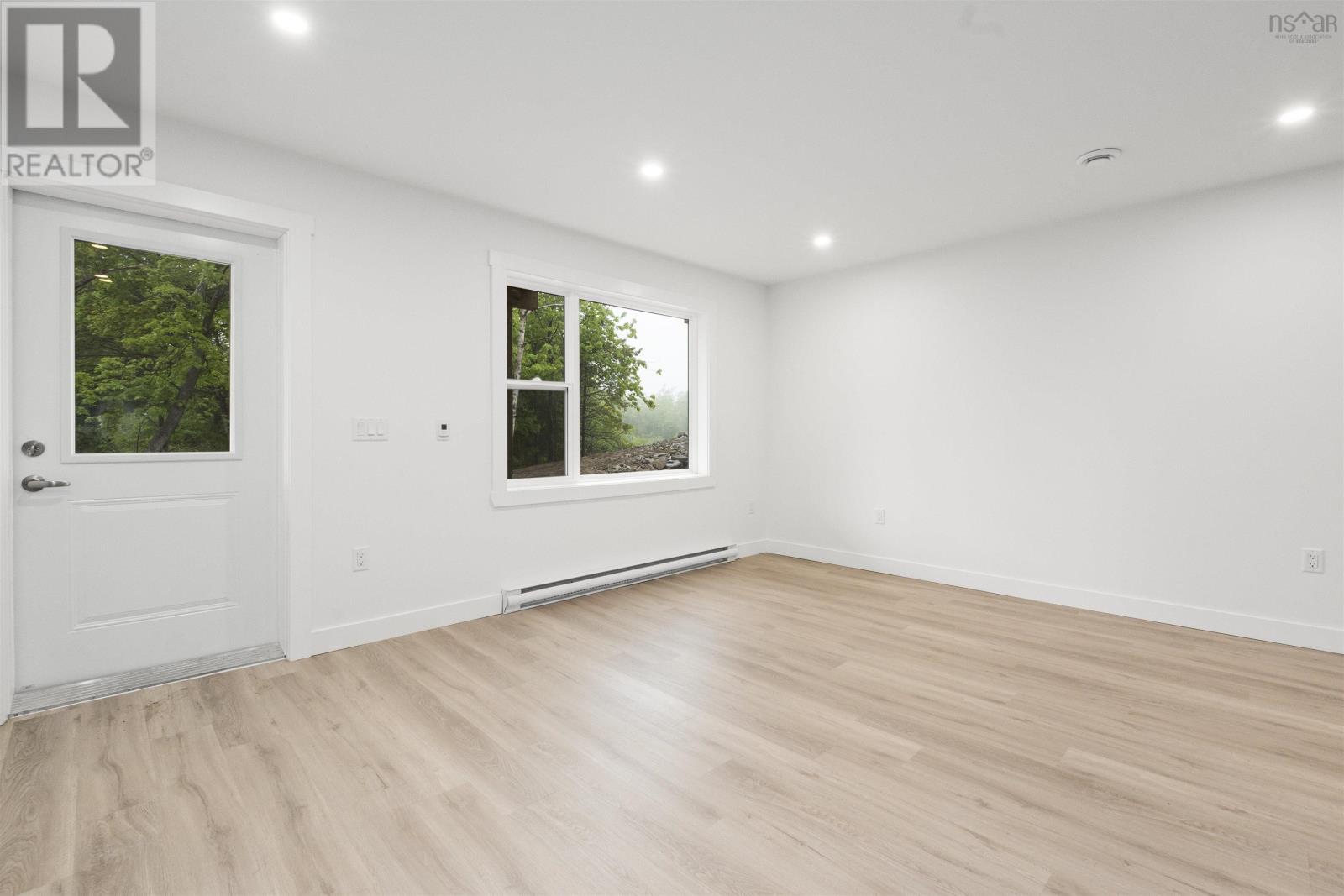 40 Warner Drive Property Photo 23