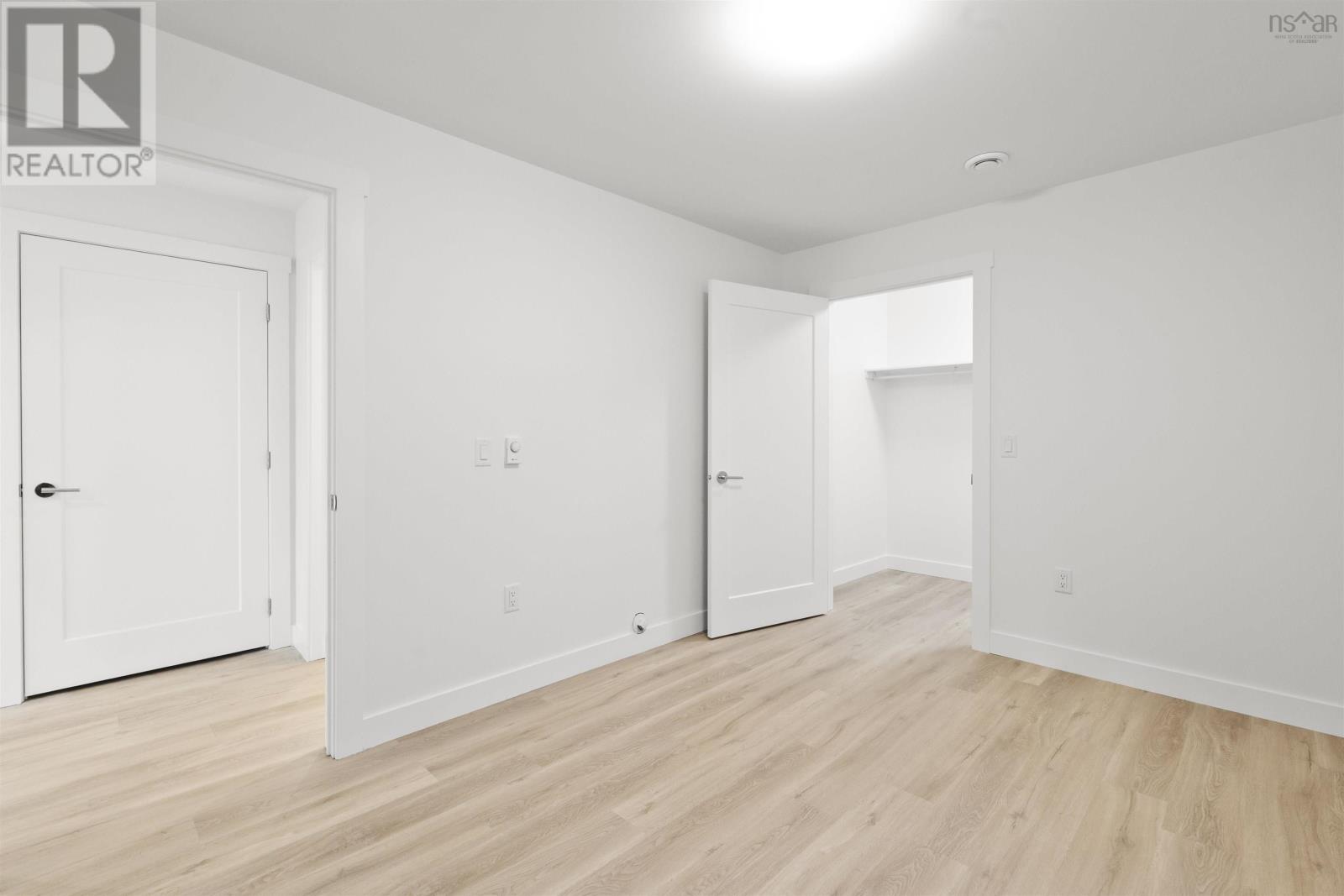 40 Warner Drive Property Photo 27
