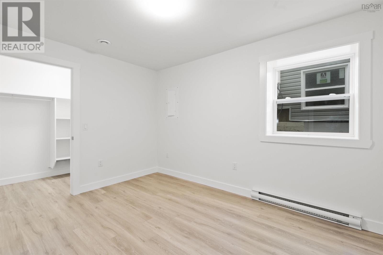 40 Warner Drive Property Photo 28